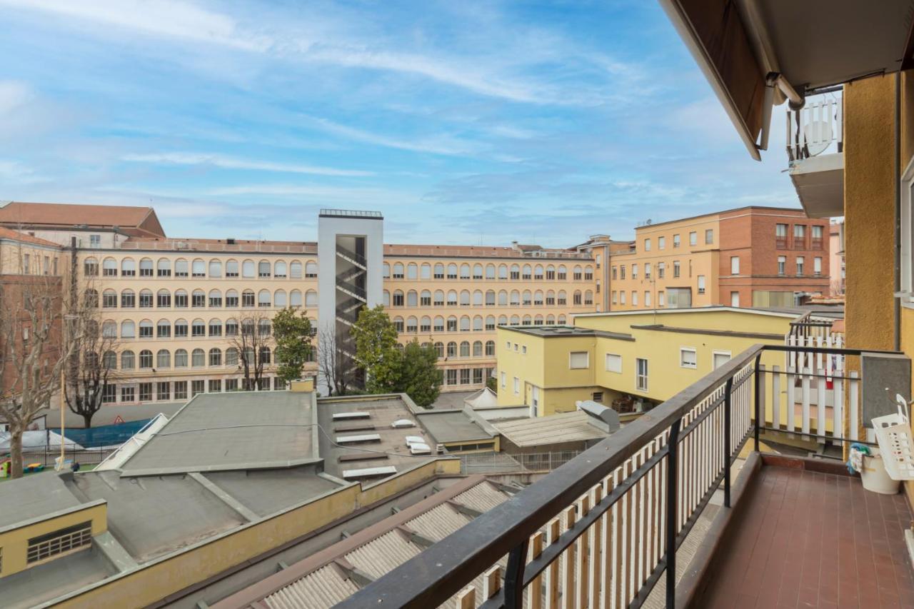 Апартаменты Cosy 1 Bed Flat With Terrace Милан Экстерьер фото