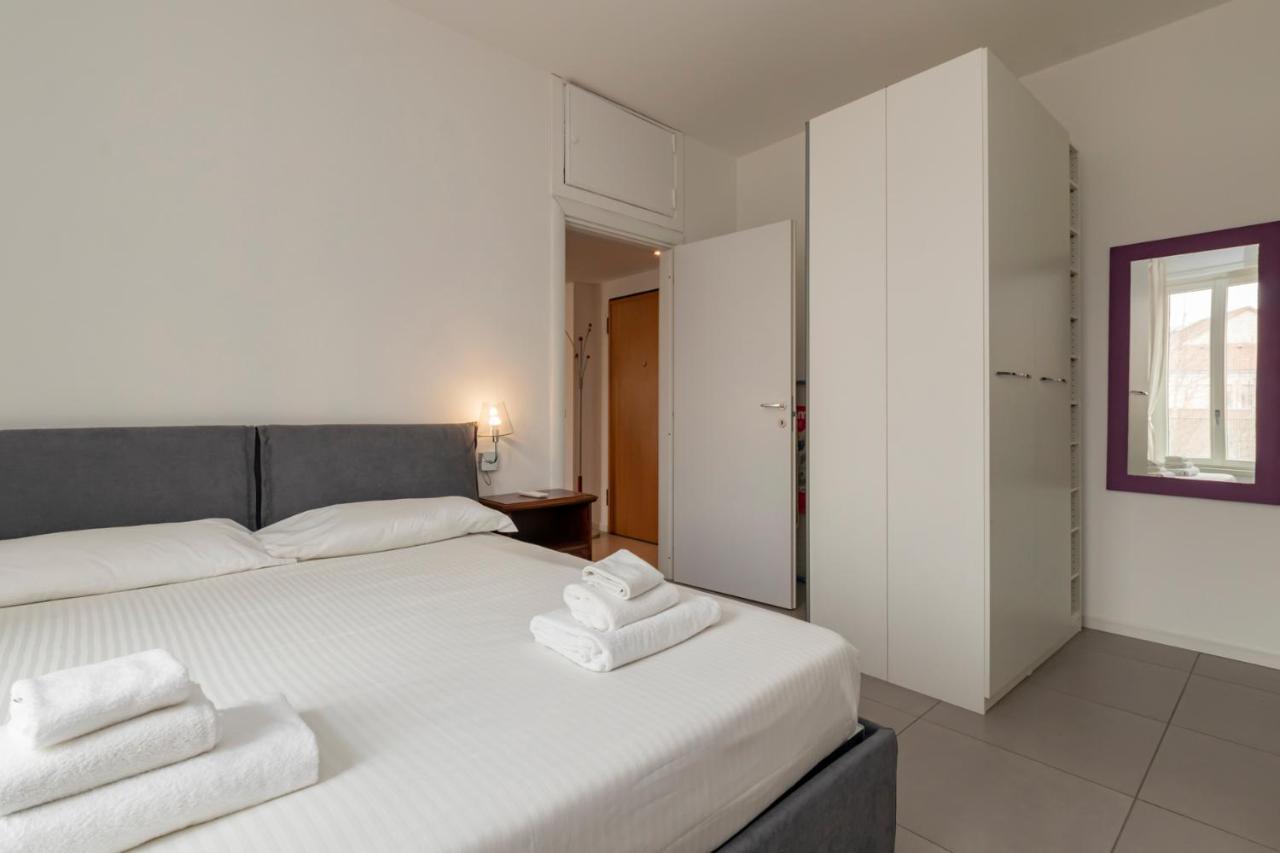Апартаменты Cosy 1 Bed Flat With Terrace Милан Экстерьер фото